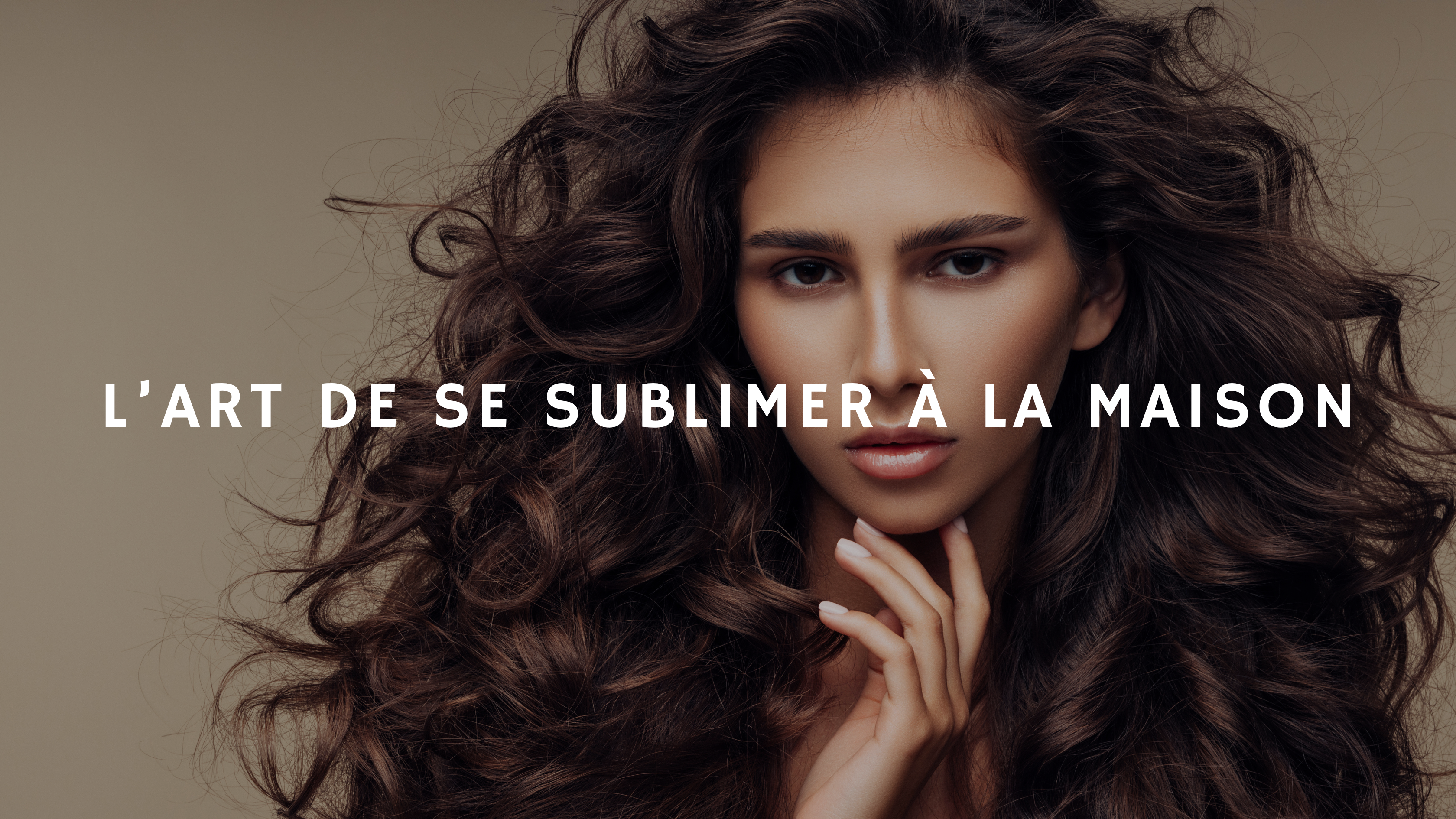 mobile hairstylist , coiffeuse à domicile